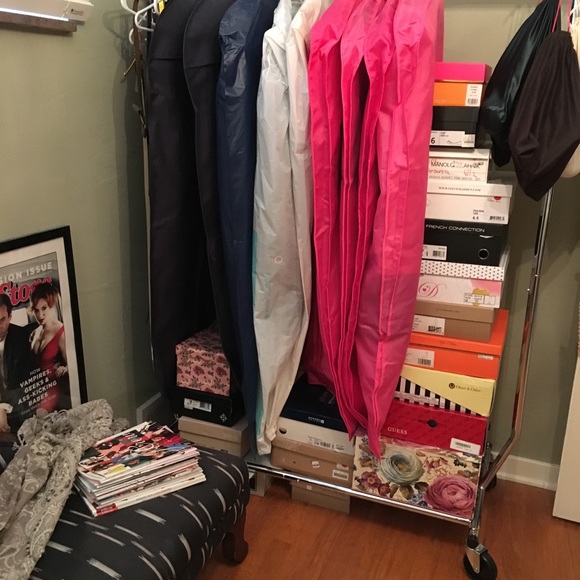 msebring86miche closet - Picture 1 of 1